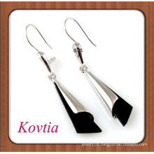 Personalized zinc alloy white and black long pendant earring